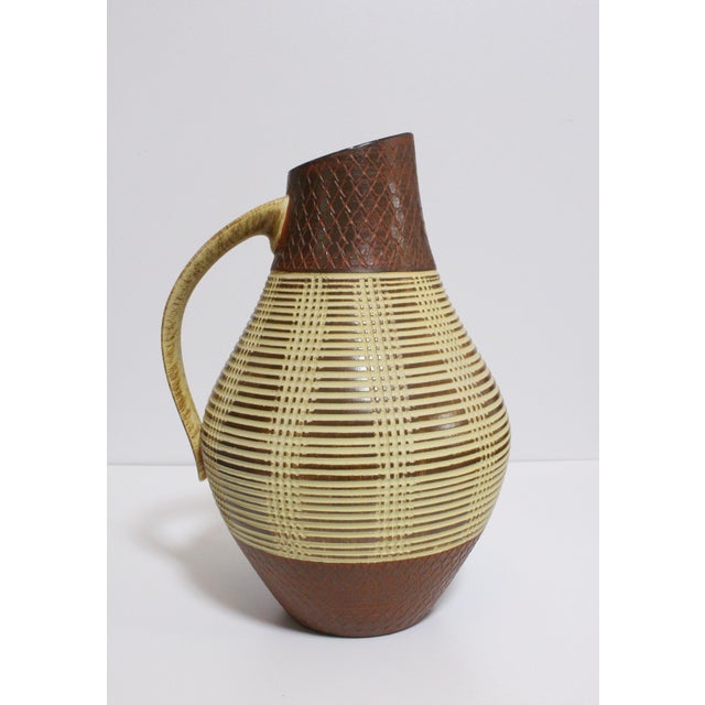 1970s Mid-Century Ceramic Vase, 1960s For Sale - Image 5 of 10