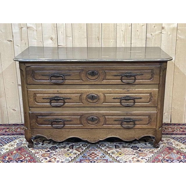 18th Century Louis XV Walnut Chest of Drawers with Grey Top For Sale - Image 4 of 18