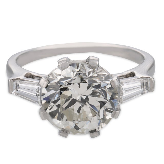 Contemporary Mid Century Gia 4.27 Carat Diamond Platinum Engagement Ring, Size 6.75 For Sale - Image 3 of 6