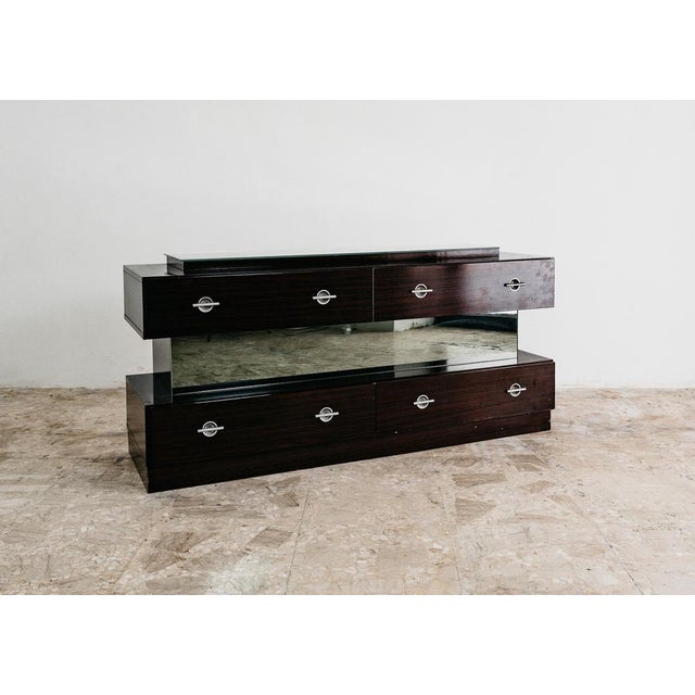 1980s Modernist Cubic Chest of Drawers in Wood Veneer and Glass,1980s For Sale - Image 5 of 15