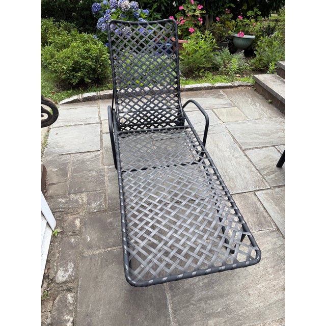 Mid-Century Modern Vintage Brown Jordan Tamiami Vinyl Strap Patio Chaise Lounges, a Pair For Sale - Image 3 of 9