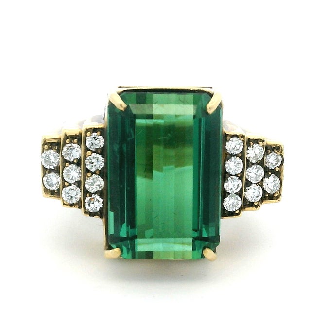 1970s Emerald Cut Green Tourmaline and Diamond 18k Gold Statement Ring, Size 7.5 For Sale - Image 14 of 15