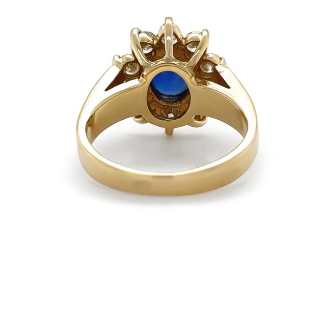 18ct Yellow Gold Sapphire and Diamond Ring 1.80ct 5.7g, Size 4.75 For Sale - Image 6 of 9