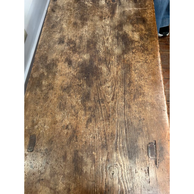Large 19th Century Sturdy Rustic Elm Bench For Sale - Image 14 of 16