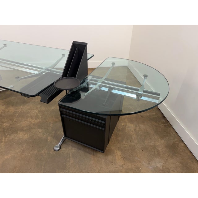Late 20th Century Bruce Burdick Executive Desk for Herman Miller For Sale - Image 12 of 18