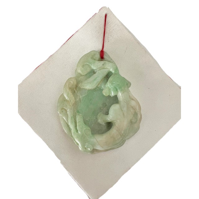 Vintage Chinese Green & White Jade Sleeping Dragon (Chilong) Carving / Pendant For Sale In Tampa - Image 6 of 7