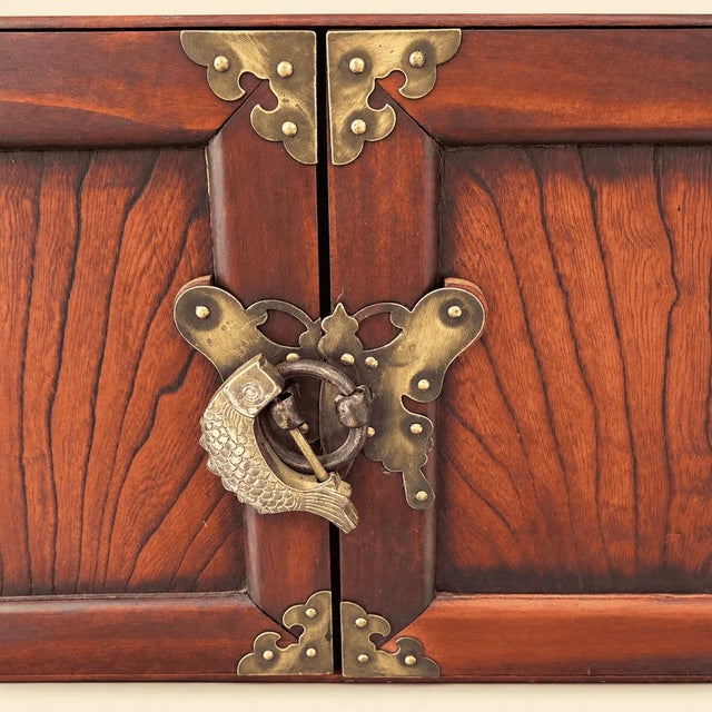 Vintage Korean Elm Medicine Chest, 16 Carved Drawers, Brass Fish Lock For Sale In New York - Image 6 of 10
