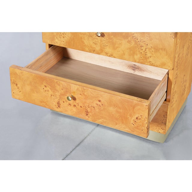 Mid-Century Modern Burl Wood and Brass Nightstands by Founders for Thomasville For Sale - Image 10 of 15