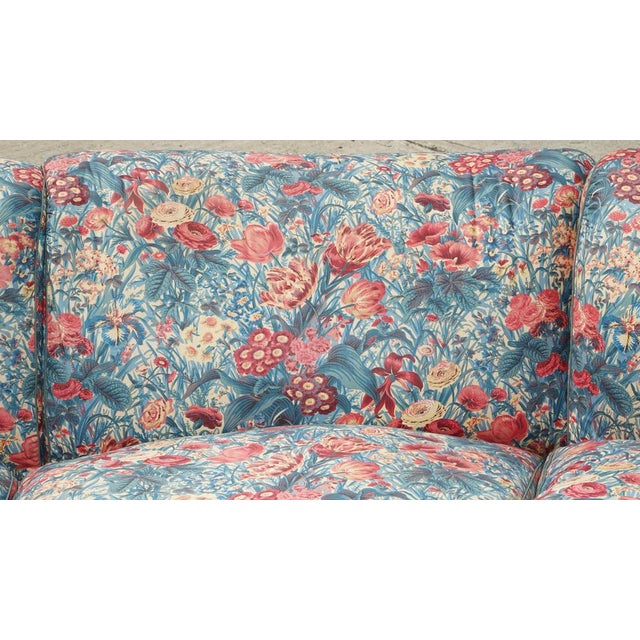 Large Vintage London Bridgewater 5 Seat Corner Sofa in Floral Fabric from Howard & Sons For Sale - Image 5 of 18