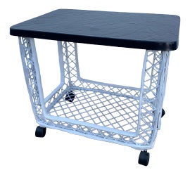 Example of Russell Woodard Outdoor Bar Carts