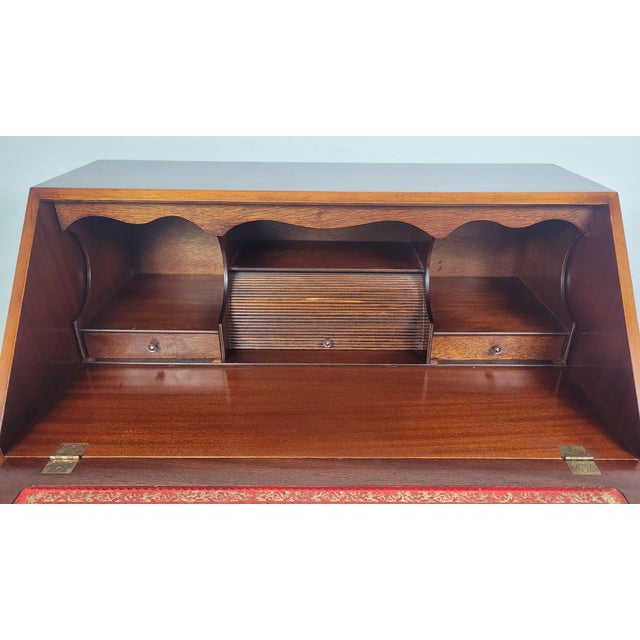 Brown Vintage Writing Bureau Desk in Leather and Mahogany, 1960 For Sale - Image 8 of 18