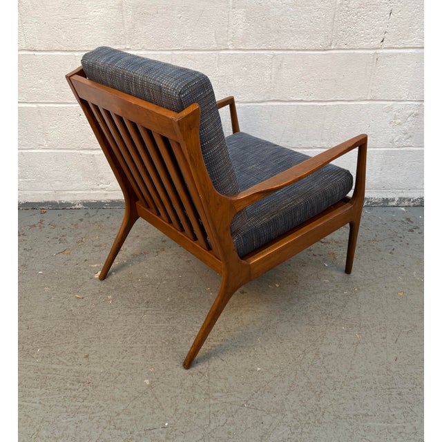 Mid-Century Modern Sculptural Walnut Lounge Chair For Sale - Image 9 of 15