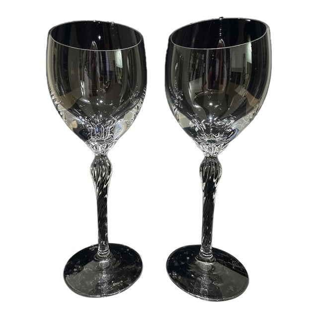 Lenox Aria Wine Glasses, Set of 2, Discontinued Pattern, With Twist Stem For Sale
