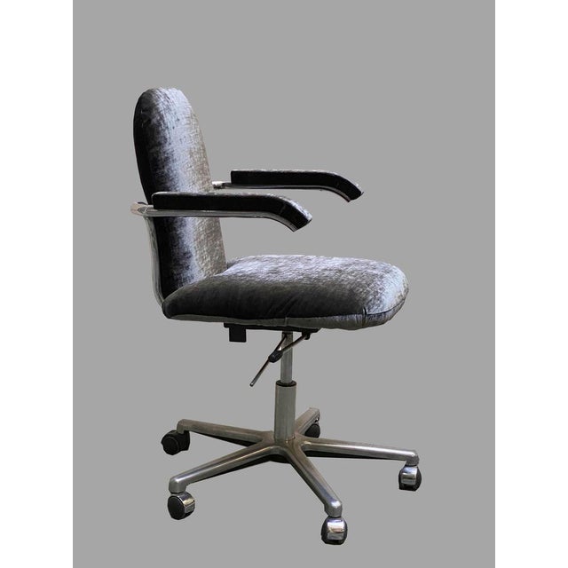 Vintage Italian Office Chairs by Kazuide Takahama for Gavina, 1970, Set of 3 For Sale - Image 6 of 10