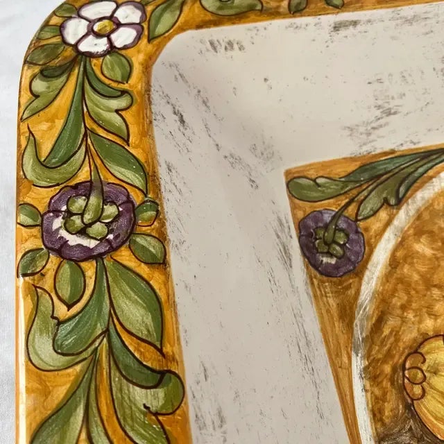 1990s 1990s Italian Hand-Painted Square Ceramic Wall Plate Artistry For Sale - Image 5 of 9