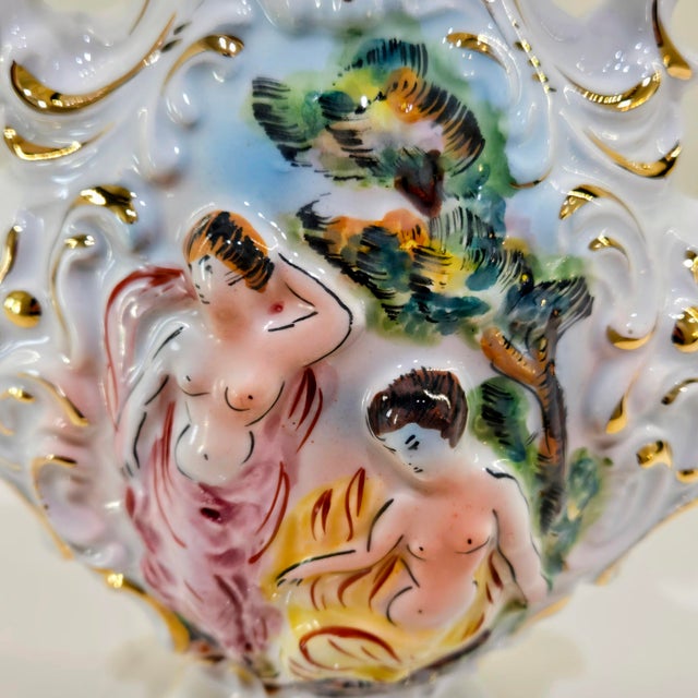 Rococo Mid-Century Italian Capodimonte Figural Porcelain Urn Vase With Gold Gilt For Sale - Image 3 of 12