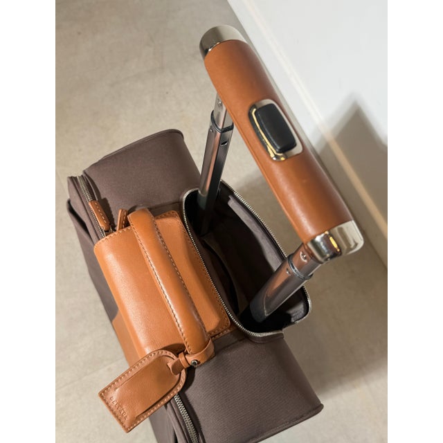 Airess Rolling Brown and Cognac Leather Travel Case by Delvaux For Sale - Image 6 of 12