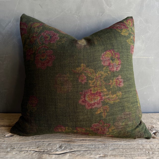 Mid-Century Modern Gracie Floral Pillow in 100% Linen With Down Insert 20" 20" For Sale - Image 3 of 8