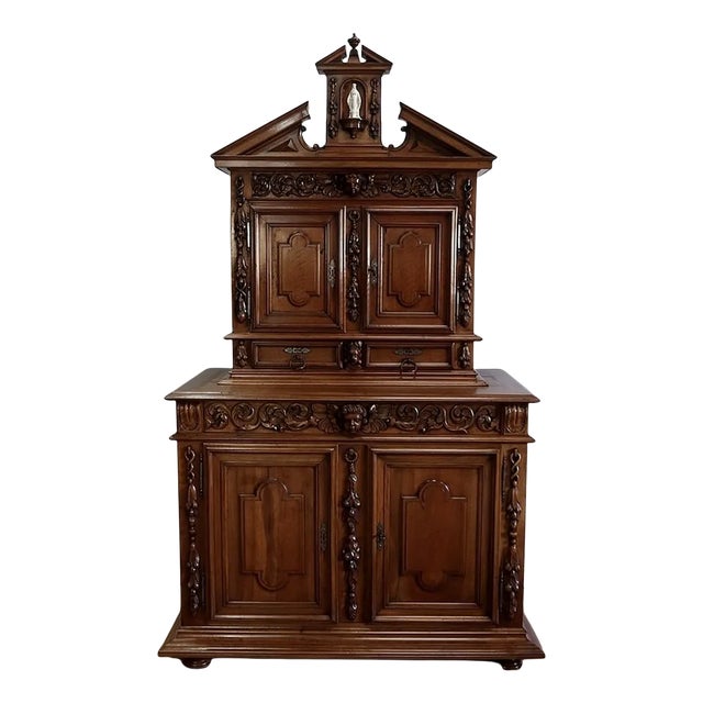 Small Renaissance Two-Piece Buffet, 17th Century For Sale