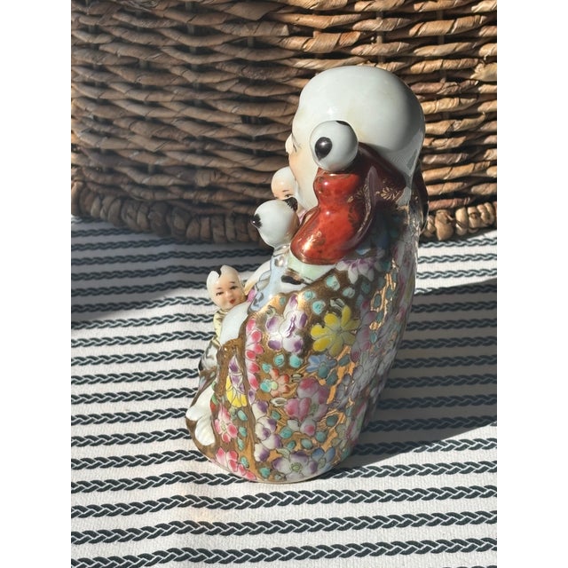 Vintage Chinoiserie Style / Palm Beach Style Famille Rose Porcelain Laughing Buddha With Five Children For Sale - Image 10 of 15