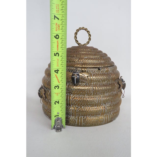 Brass 1960s Signed Mottahedeh Brass Beehive Lidded Jar Pot Container Box 4710b For Sale - Image 8 of 13