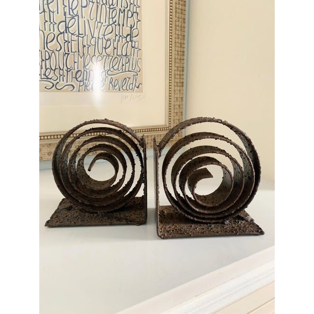 Metal Spiral Wrought Iron Brutalist Bookends - A Pair For Sale - Image 7 of 8