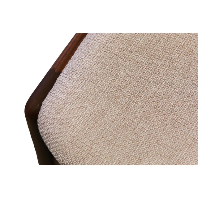 Mid-Century Modern Dining Chairs Model 89 in Teak and Beige Upholstery attributed to Erik Buch, Denmark, 1960s, Set of 4 For Sale - Image 3 of 15