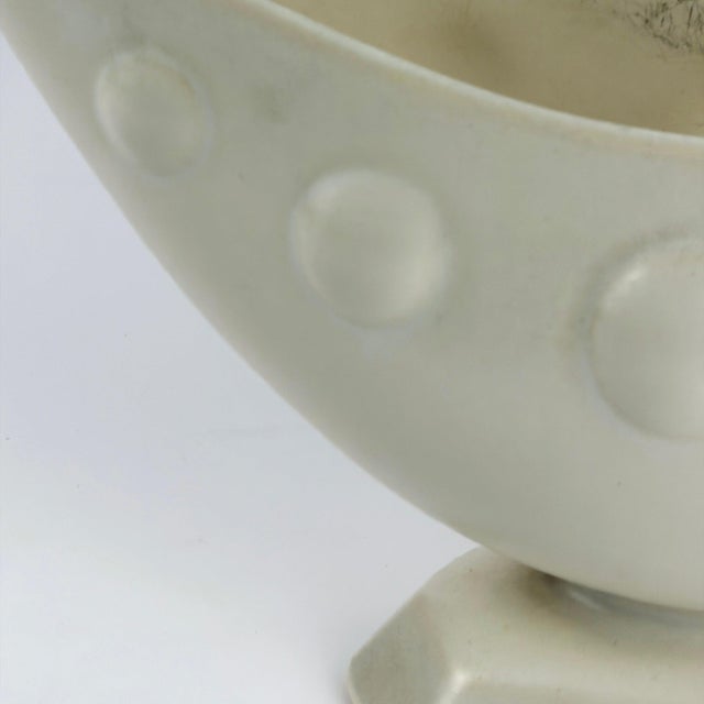 Mid-Century Modern Ceramic Mantel Vase from Shorter & Son, England, 1950s For Sale - Image 3 of 10