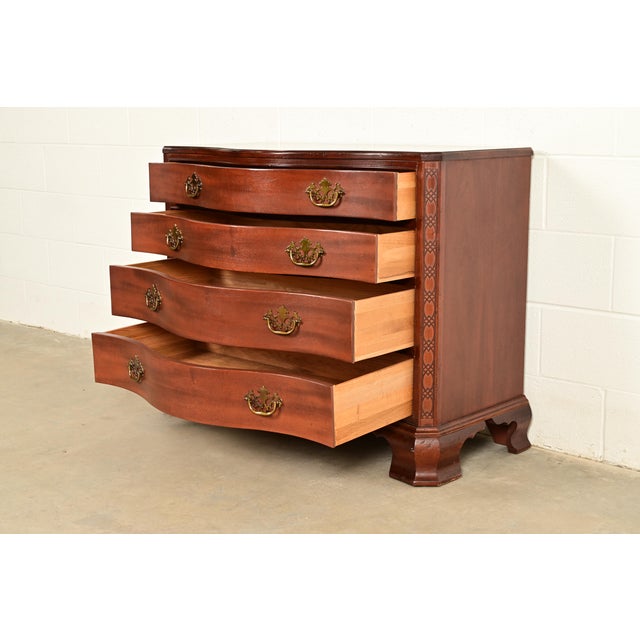 Baker Furniture Historic Charleston Chippendale Carved Mahogany Serpentine Front Dresser Chest For Sale In South Bend - Image 6 of 15