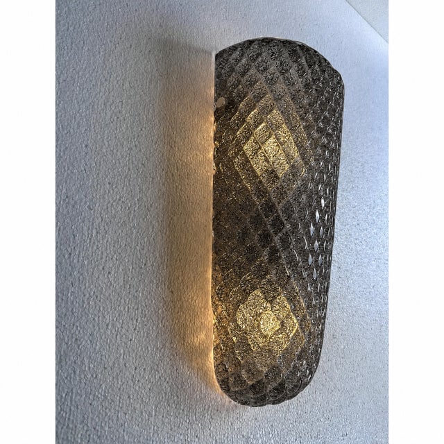 Early 21st Century Modern Italian Gray “Graniglia” Rhombus Murano Glass Sconces, Pair For Sale - Image 5 of 7