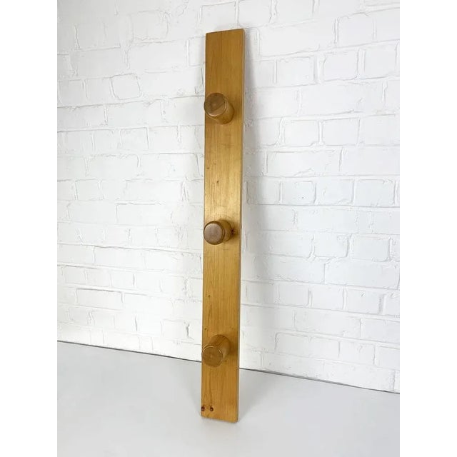 Wood French Coat Rack in Pinewood attributed to Charlotte Perriand for Les Arcs, 1960s For Sale - Image 7 of 13