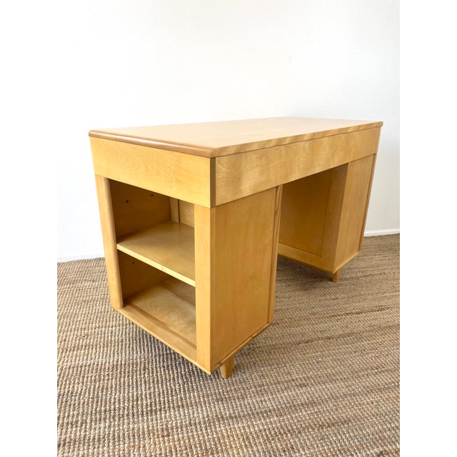 Vintage Mid-Century Modern Heywood Wakefield Straight Student Desk Model M783 For Sale - Image 13 of 14