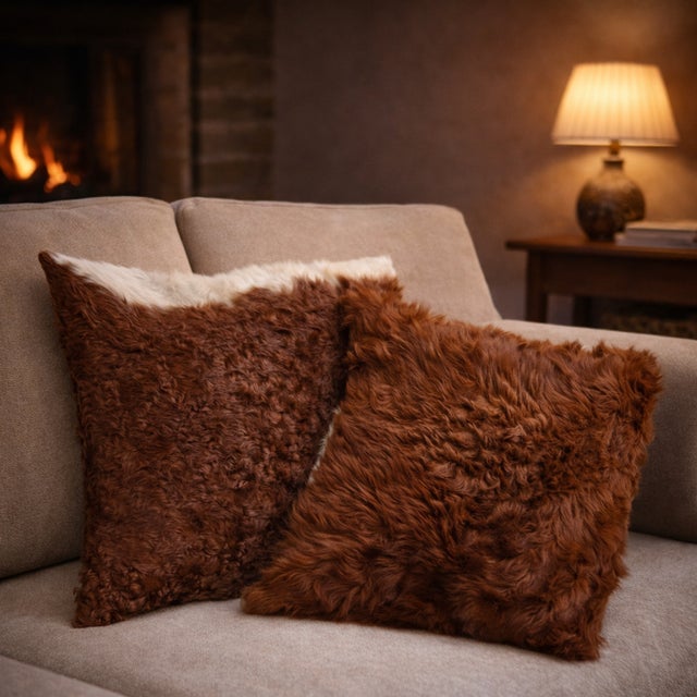 Rustic Vintage Natural Sheepskin Cushions, 1990s, Set of 2 For Sale - Image 3 of 6