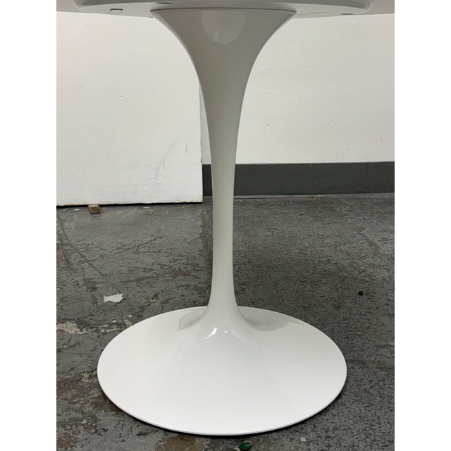 Metal Eero Saarinen for Knoll Saarinen Round Dining Table, 42 Inches For Sale - Image 7 of 12