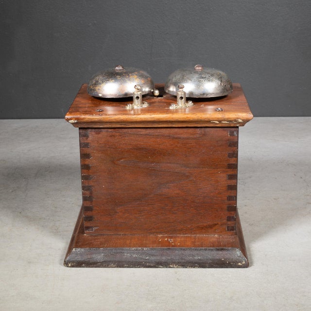 19th C. San Francisco "Pac Tel" Telephone Extension Ringer Box c.1890 For Sale - Image 4 of 9