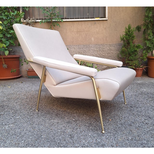 Molteni Dezza D.153.1 Armchair in Two-Tone Leather by Gio Ponti for Molteni, 1990s For Sale - Image 4 of 17
