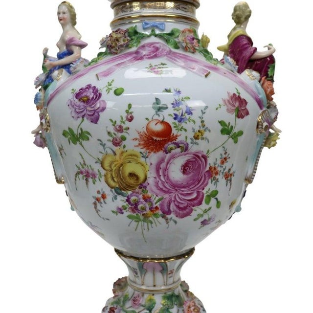 Late 19th Century Meissen Louis XIV Style Figural & Floral Pictorial Porcelain Urn C1880 For Sale - Image 5 of 18