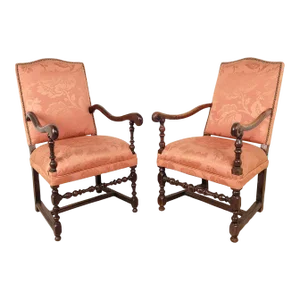 Pair of Similar Baroque Upholstered Armchairs in Walnut, France or Italy, Early 18th Century