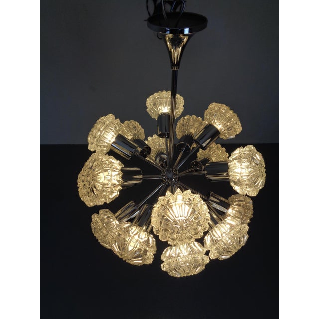 Large Space Age Sputnik Hanging Lamp with 18 Glasses by Richard Essig, Gerrmany, 1960s For Sale - Image 11 of 18