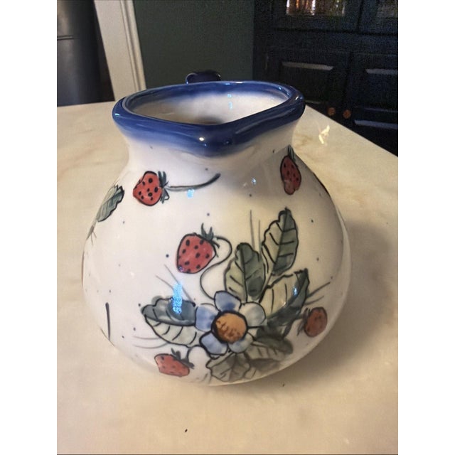 Art Deco 1990s W.R. Ceramika Unikat "Strawberies and Blossoms" Polish Pottery Pitcher - Signed For Sale - Image 3 of 8