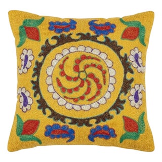 16"x16" Silk Embroidery Cushion Cover. Handmade Pillowcase. Yellow Lace Pillow For Sale