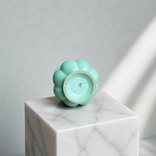 Gold Art Deco Green Lobed Ceramic Vase by Arthur Percy for Gefle Celadon, Sweden, 1930s For Sale - Image 8 of 9