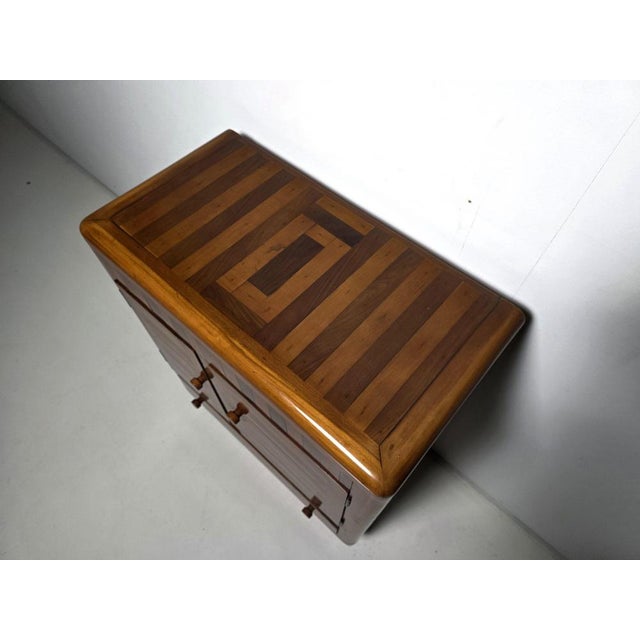 Art Deco Walnut Cocktail/Bar Cabinet, 1930s For Sale - Image 3 of 10