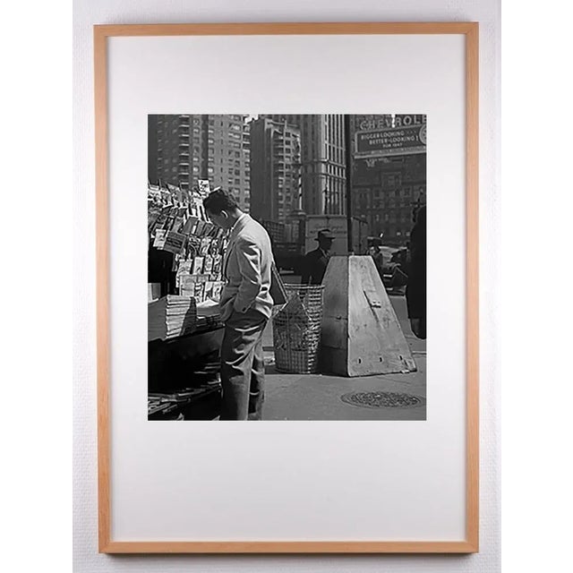 Pierre Boulat (1924 - 1998) New York 1946, newsstand Silver print from 1999 Image format 28 x 26, sheet 30 x 40 Museum...