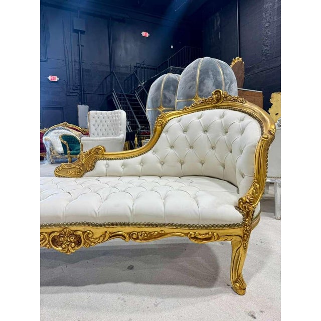 Chaise Longue White Leather Crystal Glass Buttons French Style For Sale - Image 9 of 10