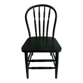 Antique Bow Back Windsor Style Farmouse Chair With Original Patina For Sale