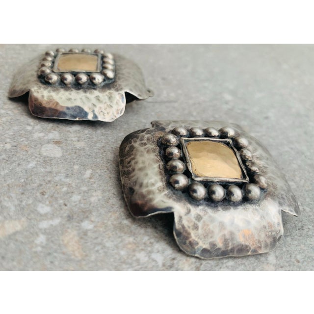 Silver Early Vintage 1980’s Dian Malouf Oxidized Sterling & 14k Gold Hammered ‘Signature’ Cross Earrings, With Beaded Silver Frame, A Pair For Sale - Image 8 of 11