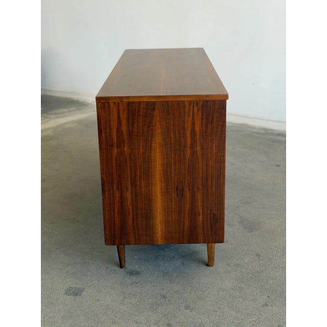 1960s Compact Walnut Credenza by Basset, Attributed For Sale - Image 9 of 9