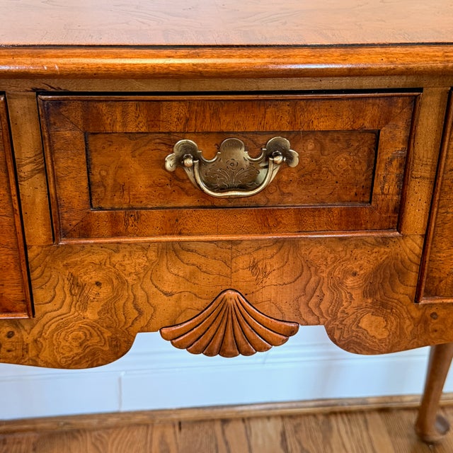 Hekman Furniture Hekman Queen Anne Lowboy For Sale - Image 4 of 10