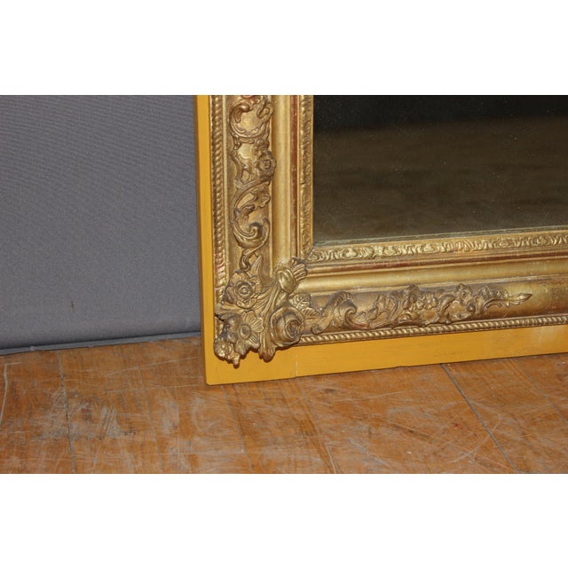19th Century Restoration Mirror in Gilded Stucco For Sale - Image 6 of 12